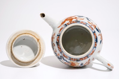 A Chinese Imari-style teapot and cover, Qianlong