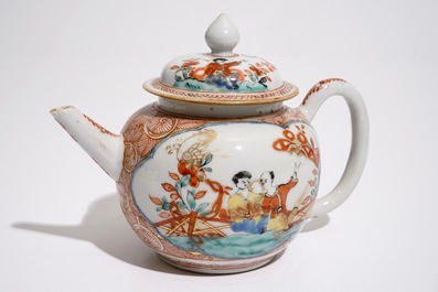 A Dutch-decorated Amsterdams bont teapot and cover, Qianlong