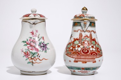 Deux pots &agrave; lait couverts en porcelaine de Chine famille rose et surd&eacute;cor&eacute; aux Pays-Bas, Qianlong