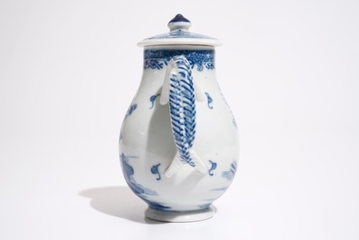 Un pot &agrave; lait en porcelaine de Chine bleu et blanc, Qianlong