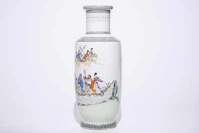 A large Chinese famille rose rouleau vase with figures in a garden, 20th C.