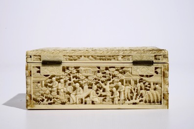 A rectangular Chinese carved ivory casket, Canton, 19th C.