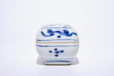 A Chinese blue and white betel nut box and cover, Ming, Wanli