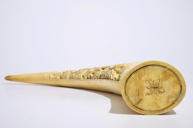 A large Chinese carved ivory tusk, early 20th C.