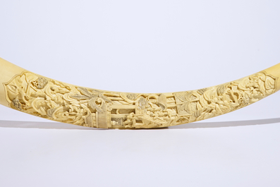 A large Chinese carved ivory tusk, early 20th C.