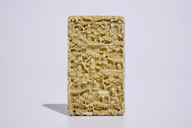 A rectangular Chinese carved ivory card holder, Canton, 19th C.