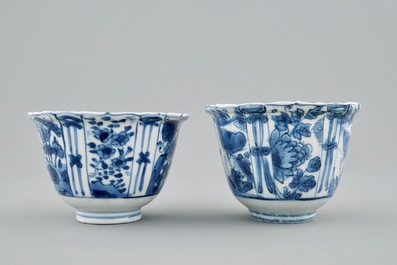 Two Chinese blue and white crow cups, Ming, Wanli