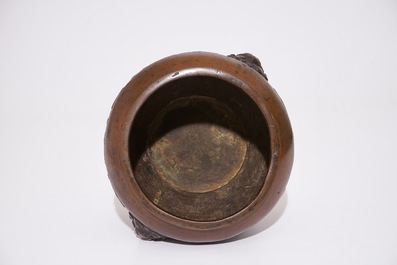 A Chinese bronze alms bowl, Xuande mark, 19/20th C.