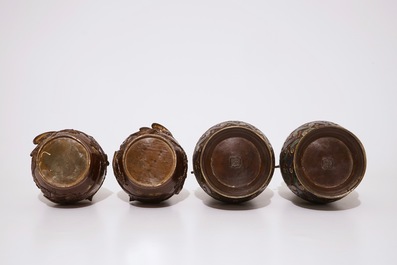 Twee paar Japanse bronzen en champlev&eacute; emaille vazen, Meiji, 19e eeuw