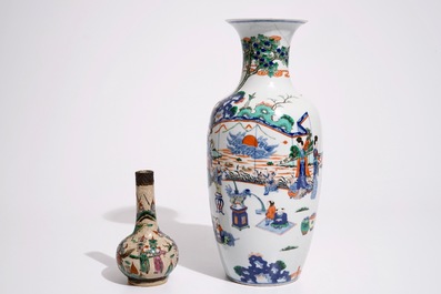 Un vase en porcelaine de Chine doucai, marque de Kangxi, et un vase famille rose sur fond craquel&eacute;, 19/20&egrave;me