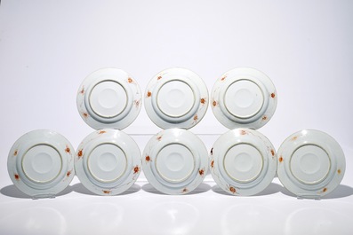 Elf Chinese Imari-stijl borden bestaande uit een set van acht, een paar en &eacute;&eacute;n los, Kangxi/Qianlong