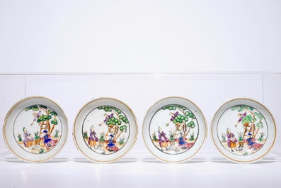 Quatre ensemble de tasses et soucoupes en porcelaine de Chine famille rose &agrave; la cueillette des cerises, Qianlong