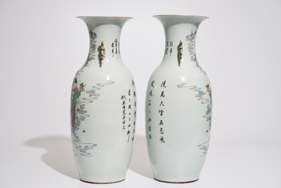 A pair of Chinese famille rose vases with female immortals, 19/20th C.