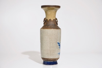A Chinese Nanking blue and white on crackle ground vase, 19th C.