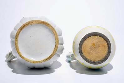 Deux chopes aux couvercles en &eacute;tain en fa&iuml;ence polychrome, Nord de la France et Autriche, 18&egrave;me