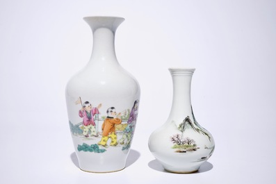 Un vase en porcelaine de Chine famille rose aux gar&ccedil;ons jouants et un vase qianjiang cai au paysage, 20&egrave;me