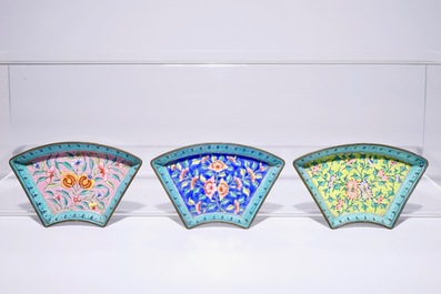 A Chinese Canton enamel sweetmeat set on tray, 19th C.