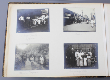 Een foto-album met foto's uit China en Japan, ca. 1900
