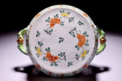 A Dutch Delft polychrome petit feu reticulated basket with Chinese famille rose example, 18th C.