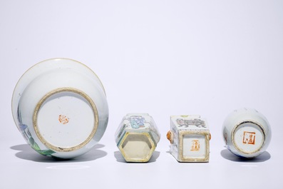 Vier Chinese famille rose en polychrome vazen, 19/20e eeuw