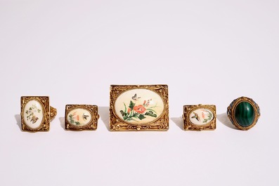 A set of Chinese gilt and enamelled silver, painted ivory and malachite jewelry, early 20th C.