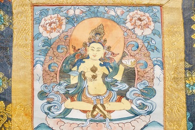 Een lot van drie thangkas, Tibet of Nepal, 19/20e eeuw