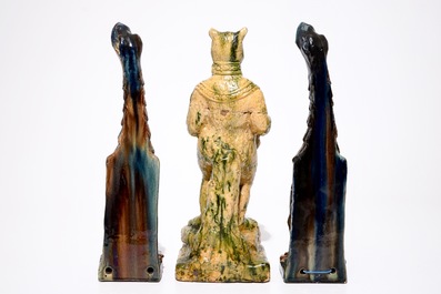 Trois chats, deux gargouilles et un ours de Bruges en poterie flamande, 20&egrave;me