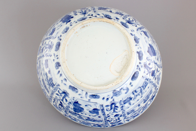 A Chinese blue and white kraak porcelain bowl with landscape designs, Ming, Wanli