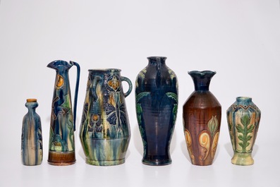 A large collection of Flemish pottery, incl. Art Nouveau examples, 20th C.