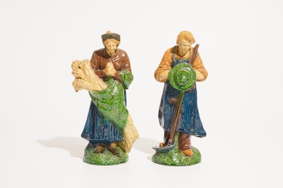 Two Flemish pottery figures from the series of &quot;The 4 seasons&quot;, prob. Laigneil workshop, 20th C.
