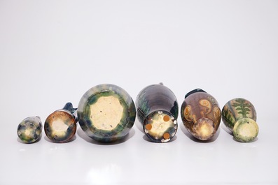 Une grande collection de poterie flamande, influence Art Nouveau, 20&egrave;me