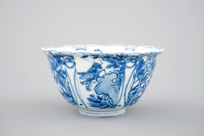 Un bol &quot;au corbeau&quot; en porcelaine de Chine bleu et blanc, Ming, Wanli