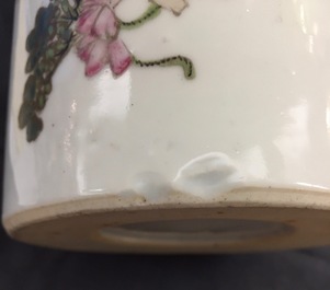 Un porte-chapeau en porcelaine de Chine qianjiang cai, 19/20&egrave;me