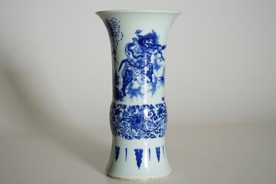 A Chinese blue and white gu vase in the Transitional style, 19/20th C.