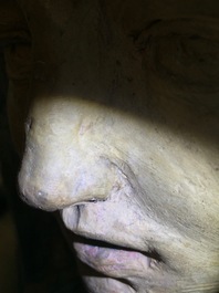 Une buste de la Madone en terre cuite polychrome, Italie, prob. Bologne, 16&egrave;me
