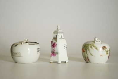 Two Chinese qianjiang cai teapots and a wine jug, 19/20th C.