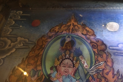 Een lot van drie thangkas, Tibet of Nepal, 19/20e eeuw