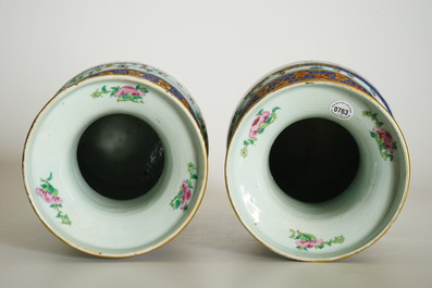 Une paire de vases en porcelaine de Chine famille rose, Canton, 19&egrave;me