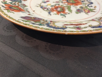 A Chinese export porcelain &ldquo;Pompadour&rdquo; plate, ca. 1745