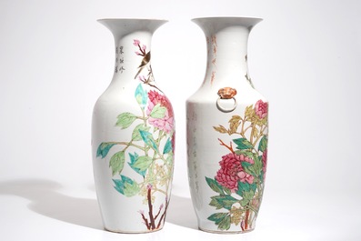 Two tall Chinese qianjiang cai vases with birds on blossoms, 19/20th C.