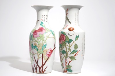 Two tall Chinese qianjiang cai vases with birds on blossoms, 19/20th C.