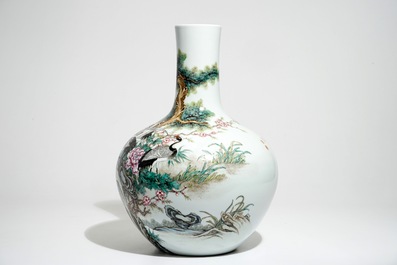 A large Chinese famille rose tianqiu ping vase with cranes, Yongzheng mark, 20th C.