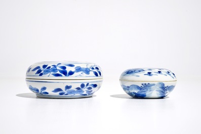 Two Chinese blue and white cylindrical seal paste boxes, Kangxi