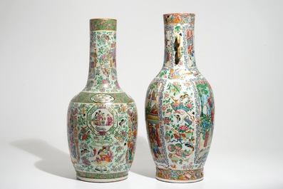 Deux grands vases en porcelaine de Chine famille rose de Canton, 19&egrave;me
