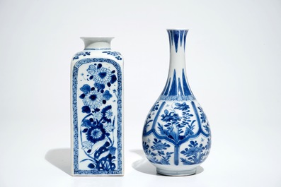 Een Chinese blauwwitte flesvormige vaas en een vierkante theebus, Kangxi