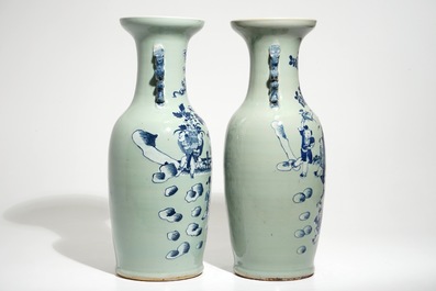 Twee Chinese vazen met blauwwit decor op celadon fondkleur, 19e eeuw