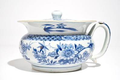 A Chinese blue and white chamber pot and cover, Qianlong