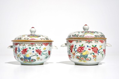 Deux petites terrines couvertes en porcelaine de Chine famille rose, Qianlong