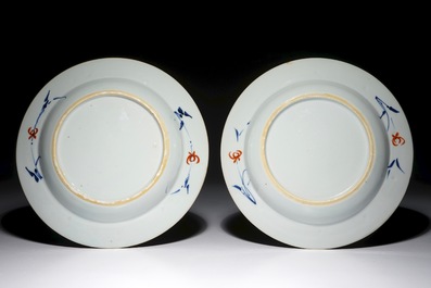 A pair of Chinese doucai plates with floral design, Kangxi