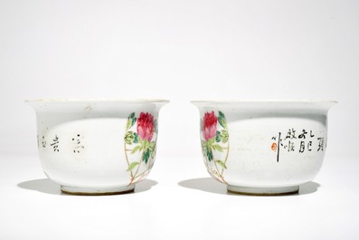 A pair of Chinese qianjiang cai flower pots, 19/20th C.